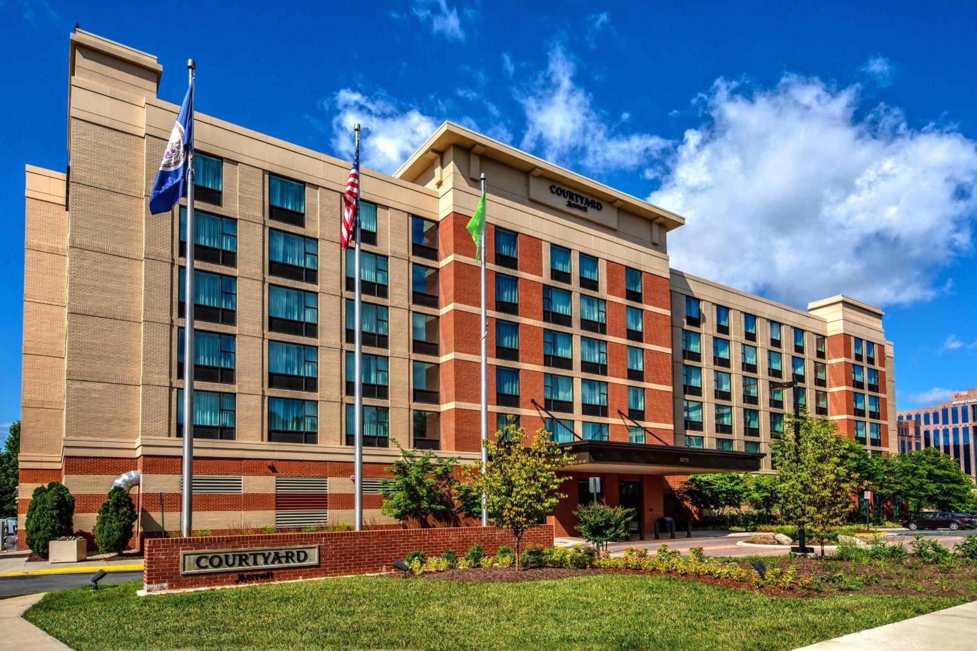 Courtyard By Marriott Dulles Airport Herndon Exterior foto